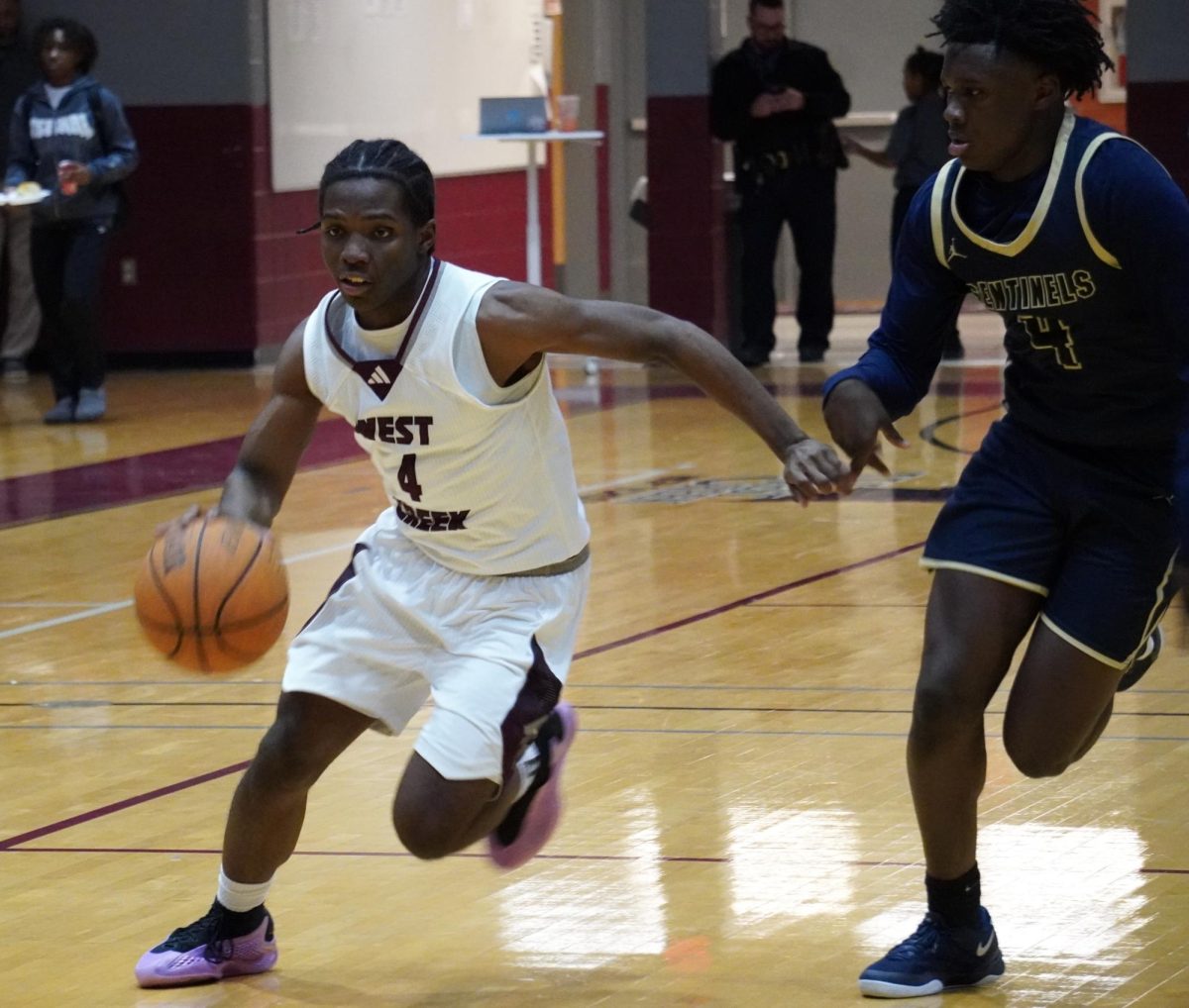 Senior Myles Luckett drives to the basket against a Chattanooga Prep play on Friday, Dec. 13. 