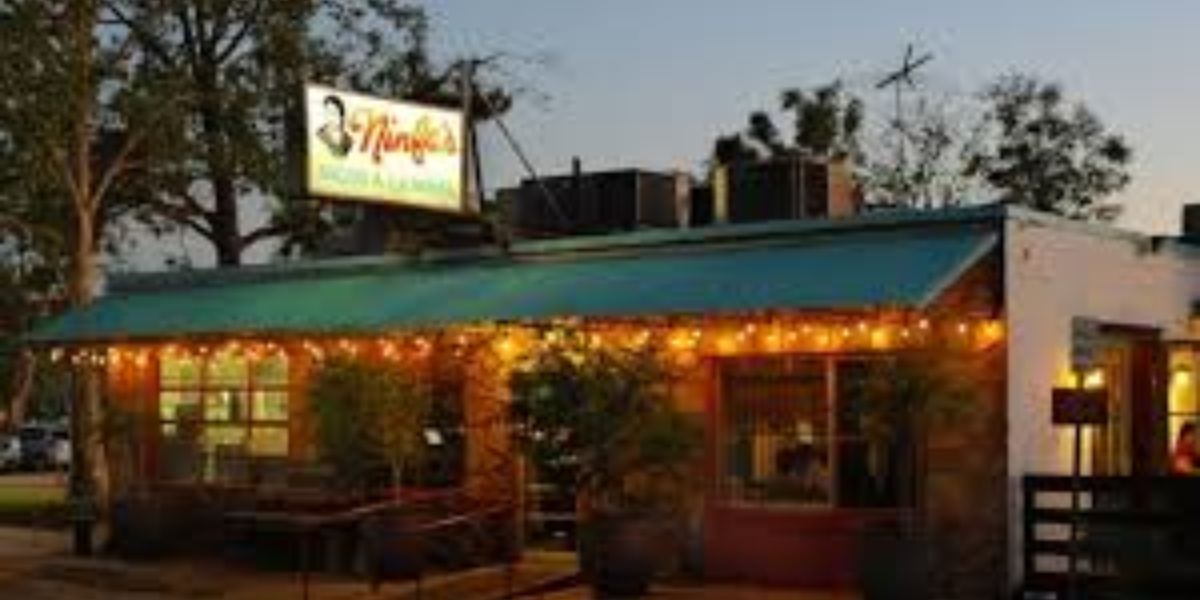 Why Ninfa's on Navigation Is Still Packed While Houston's Newest Restaurants Are Already Closing